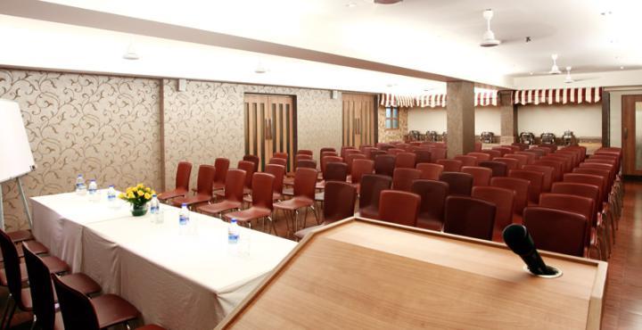 Hostel Mumbai By Maharana Inn Bagian luar foto