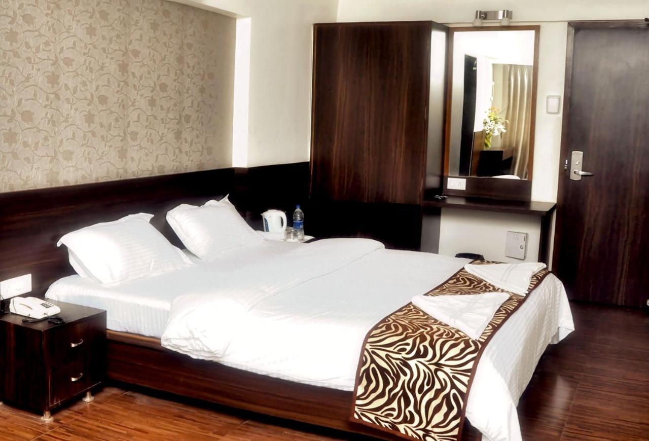 Hostel Mumbai By Maharana Inn Bagian luar foto