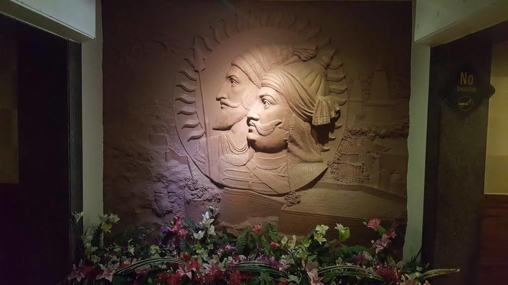 Hostel Mumbai By Maharana Inn Bagian luar foto