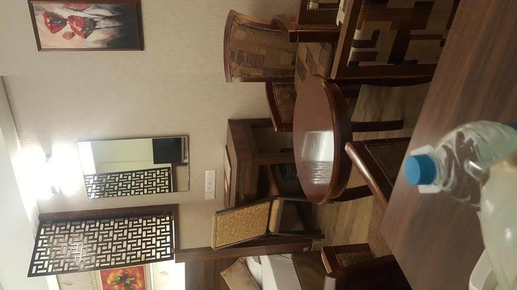 Hostel Mumbai By Maharana Inn Bagian luar foto